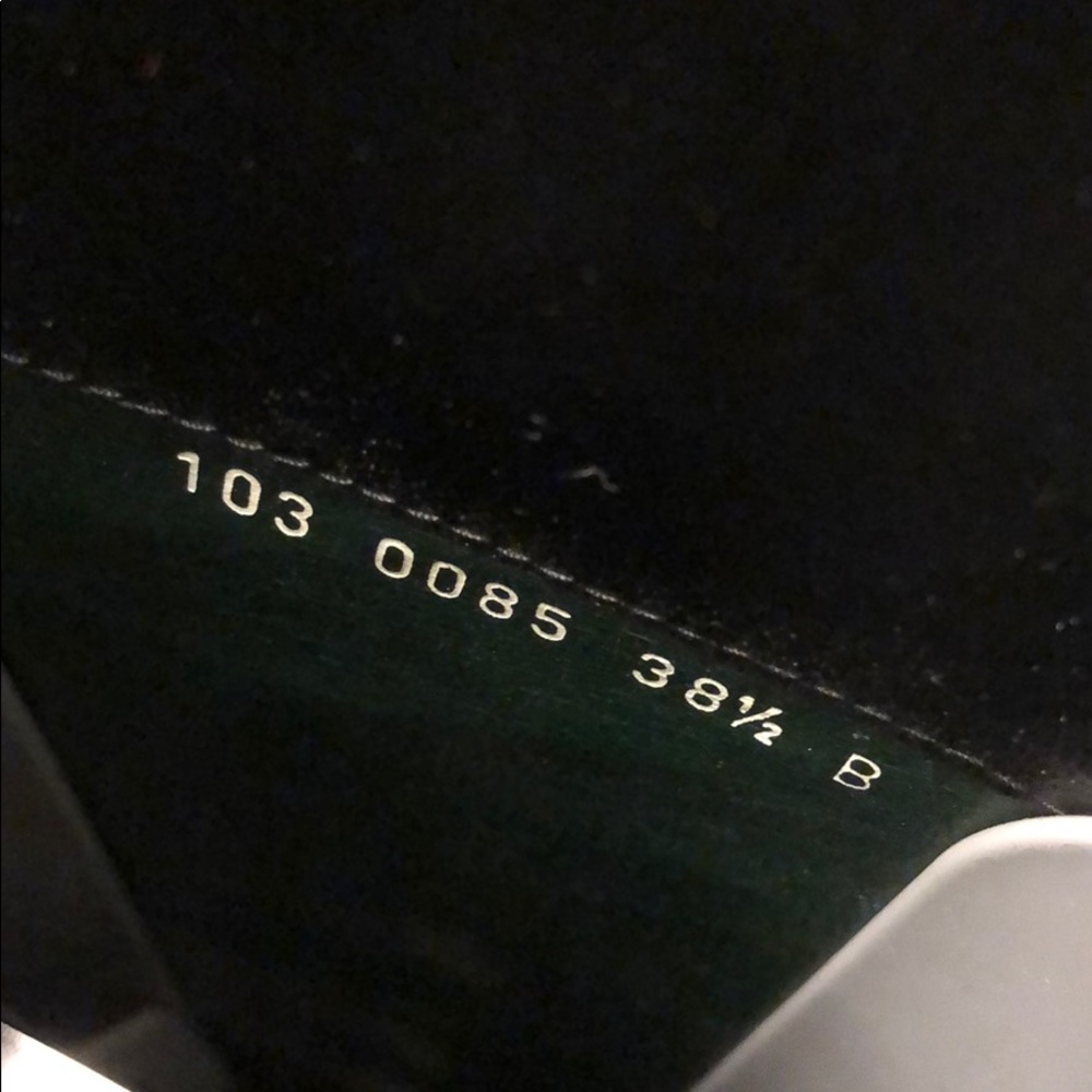 Vintage Gucci Boots - Picture 4 of 6